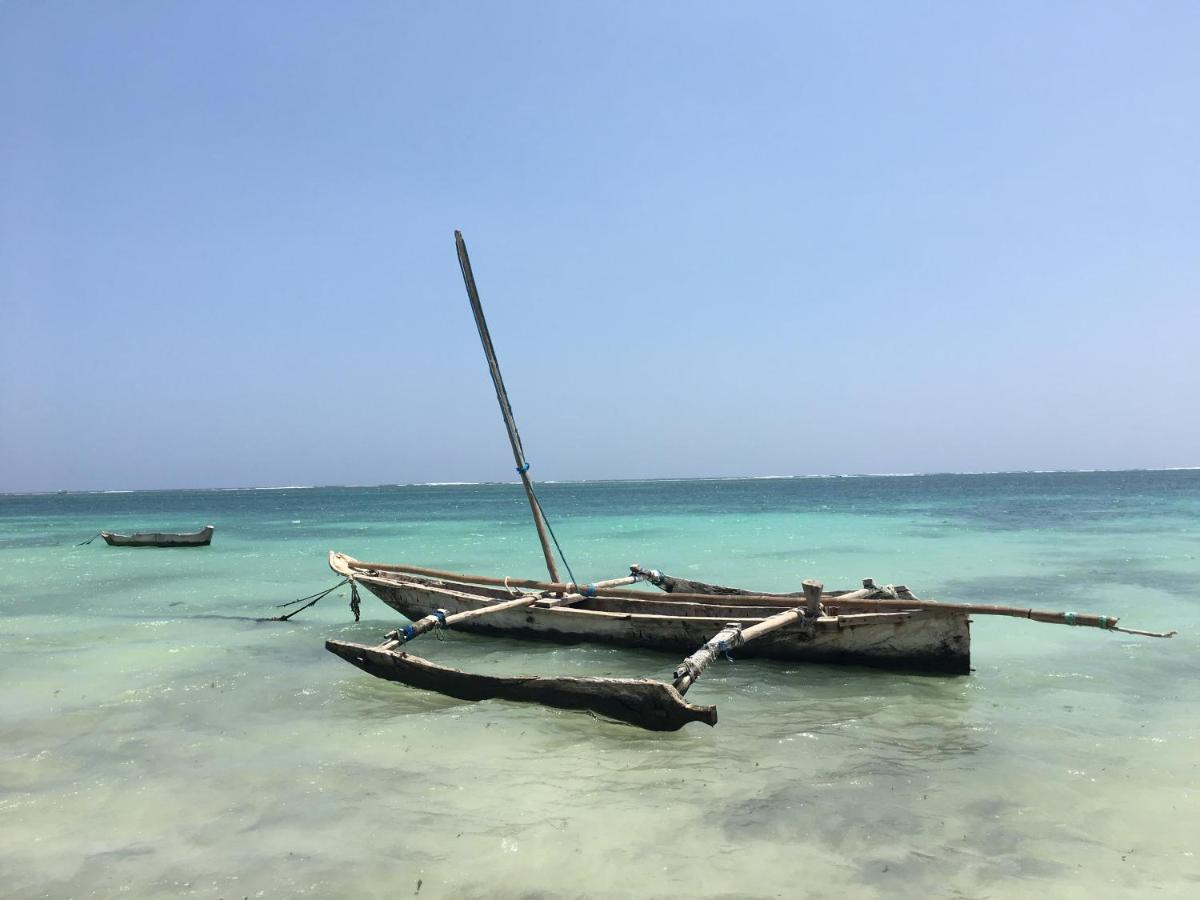 Eleven Pearl Boutique Hotel & Spa Diani Beach Luaran gambar