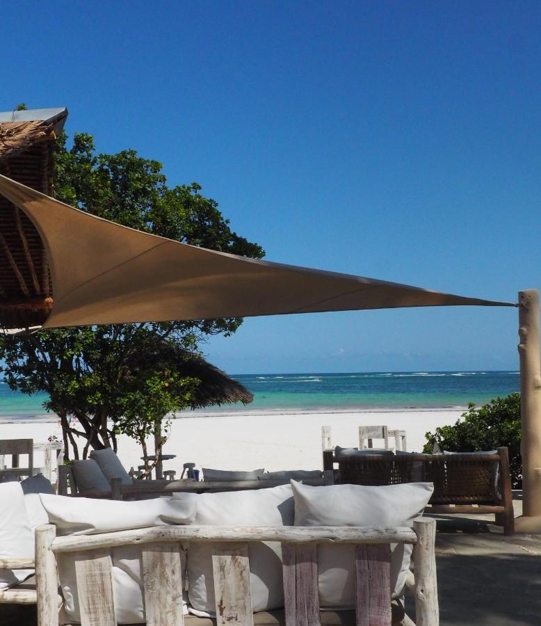 Eleven Pearl Boutique Hotel & Spa Diani Beach Luaran gambar
