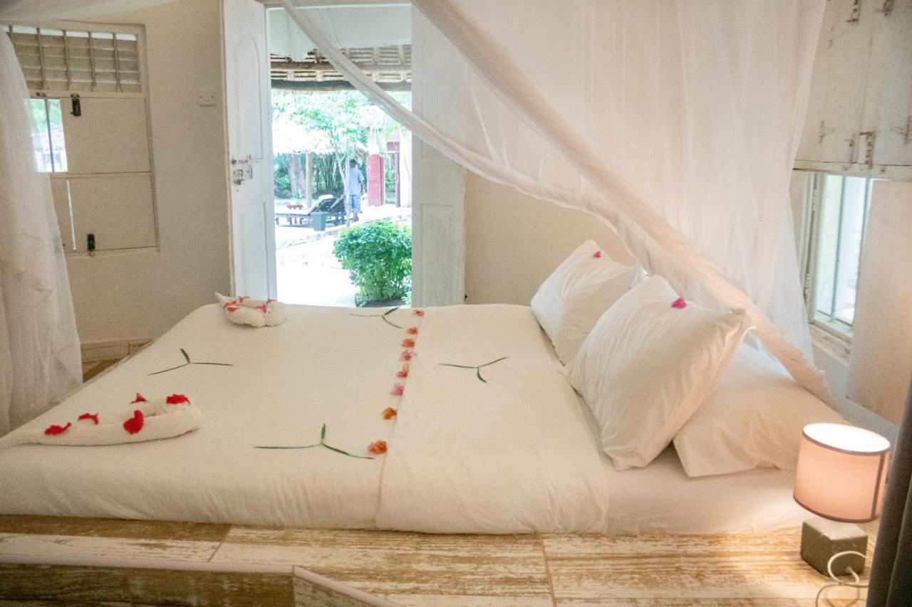 Eleven Pearl Boutique Hotel & Spa Diani Beach Luaran gambar